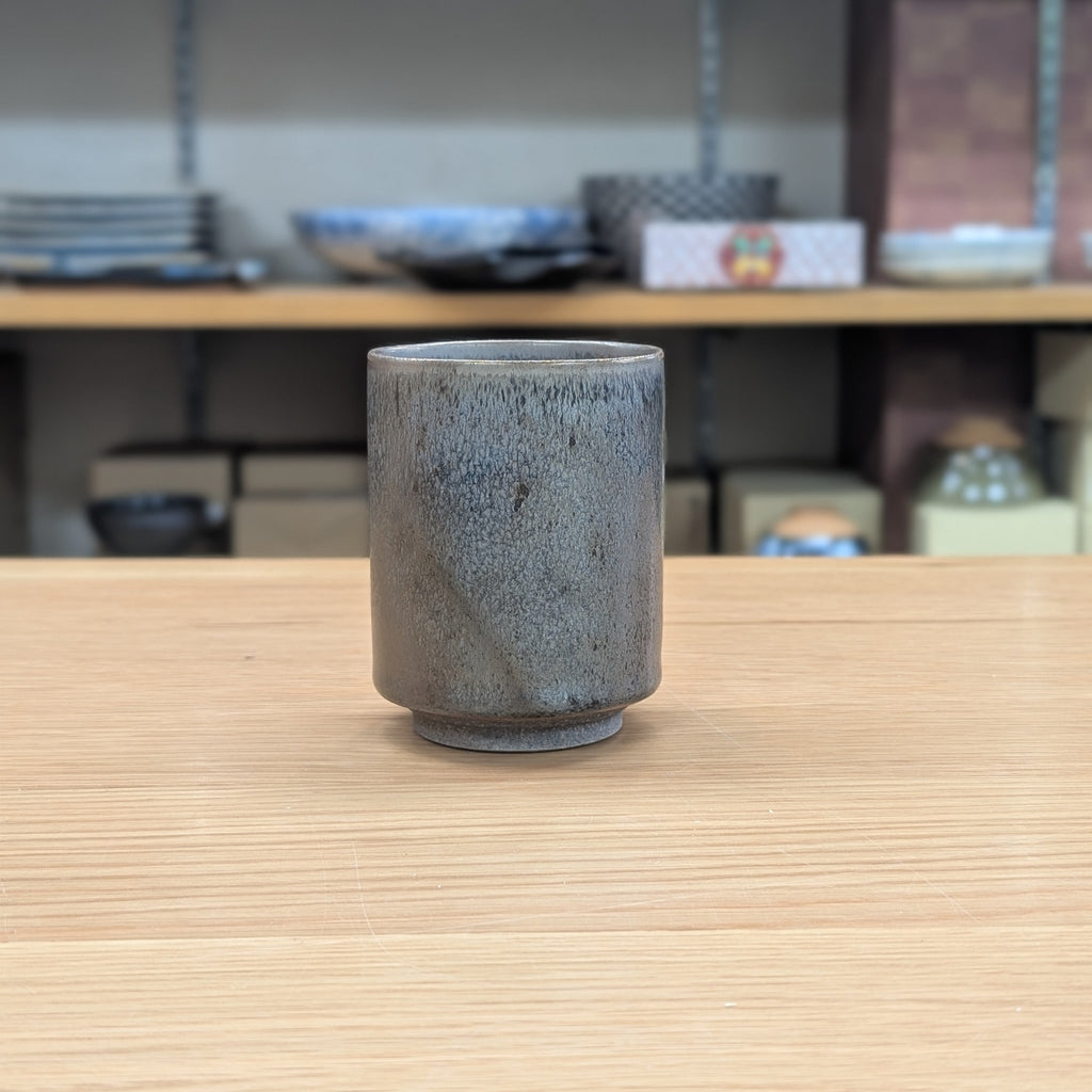 陶芸家　鎌田幸二　銀漿天目　堆線　酒盃　酒器　ぐい呑　猪口　共箱　師　清水卯一 京焼・清水焼 鎌田幸二 耀変銀漿天目盃 – SEIKADO