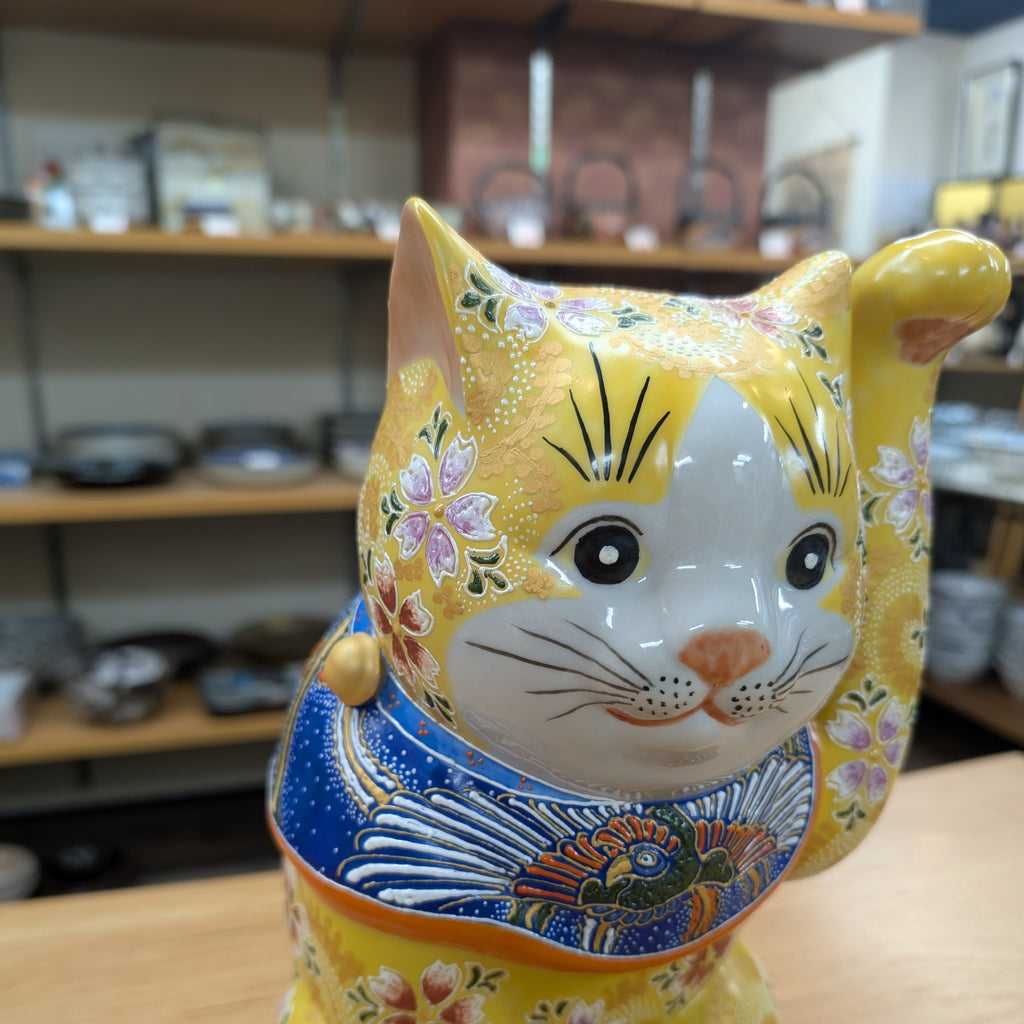 激レア　黄色招き猫 （大） 激レア 黄色招き猫 （大）