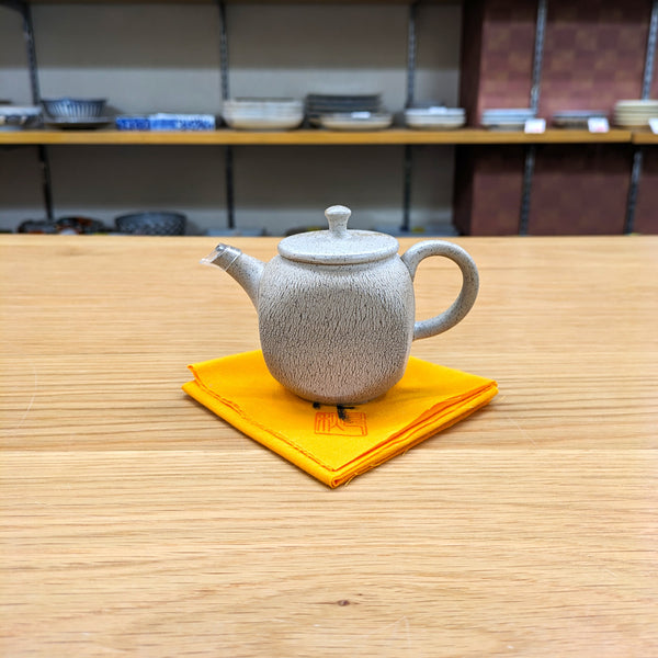 Jinshu  square  teapot