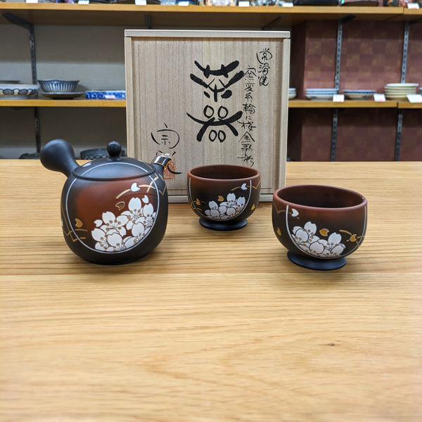 Munenori  cherry tea set