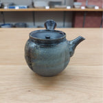 Hugetsu  teapot